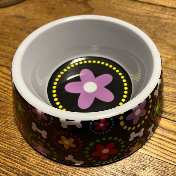 PLASTIC FLORAL DOG/ CAT BOWL - Picture 1 of 3